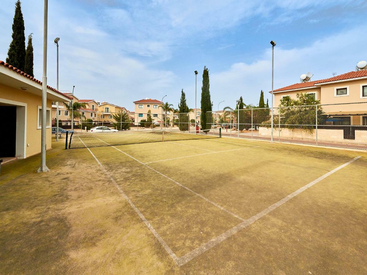Kyklades Angie Resort Protaras Exterior photo