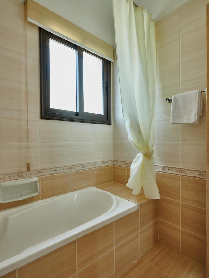 Kyklades Angie Resort Protaras Exterior photo